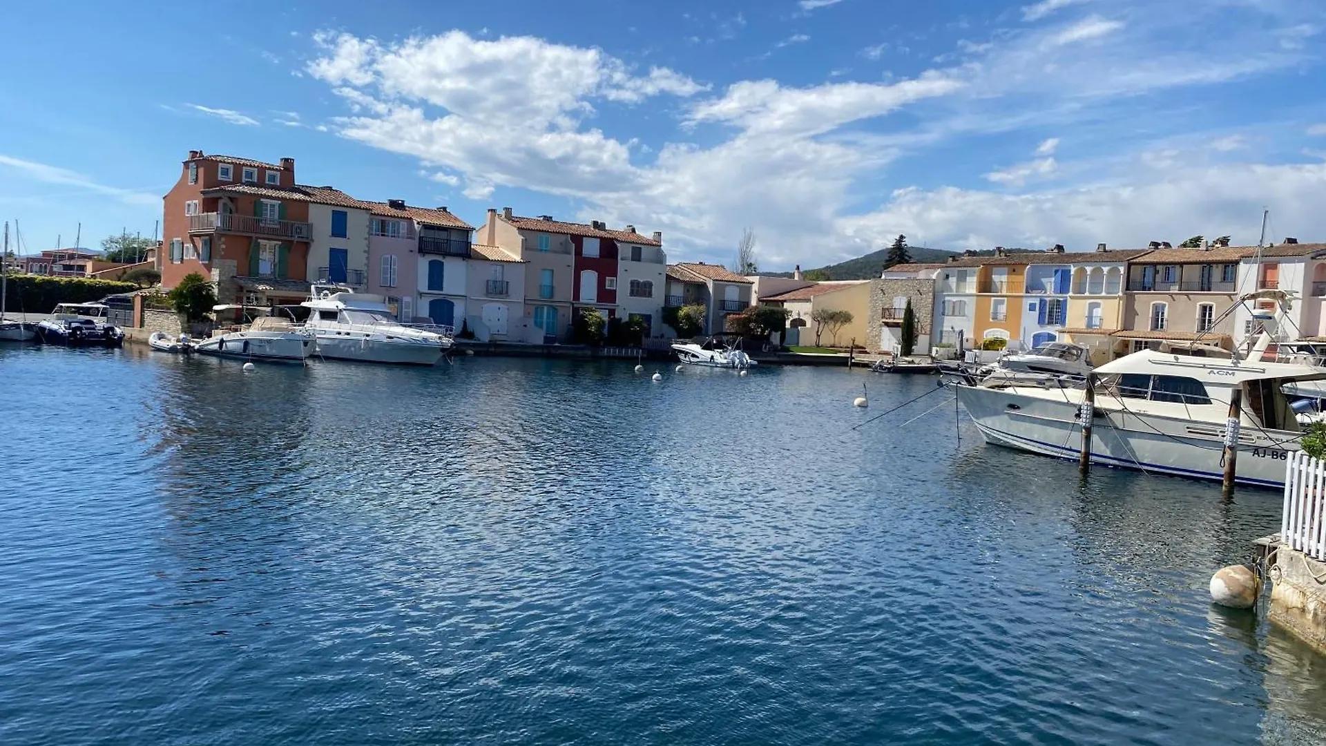 Villa Maison de pêcheur avec amarrage Grimaud